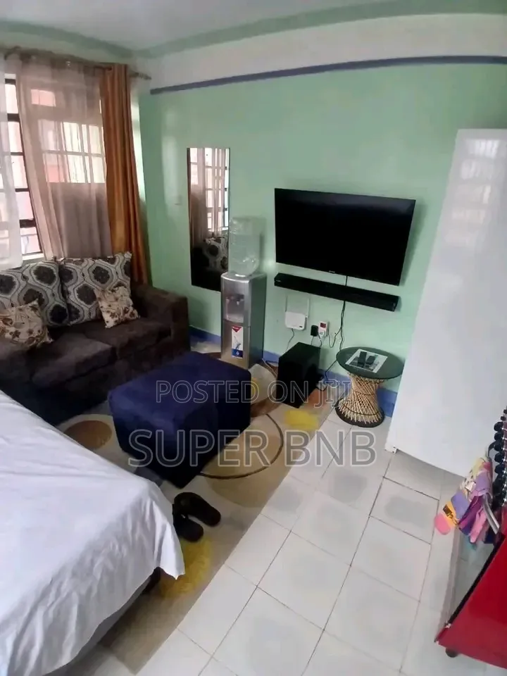 Studio Airbnb in Kasarani Seasons.3 HRS
