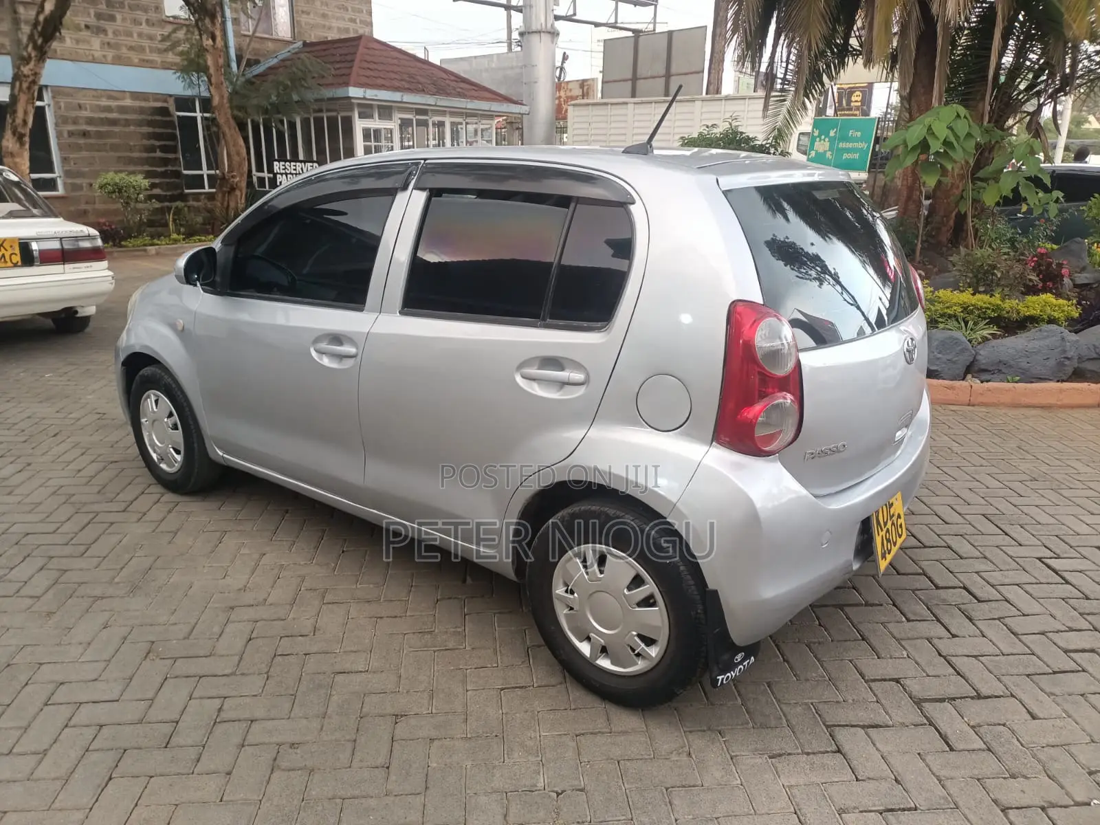 Toyota Passo 2014 Silver
