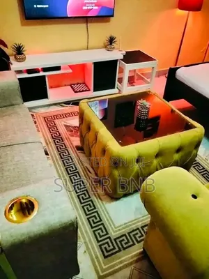 Studio Airbnb Donholm Phase8 Opposite Greenspan Mall