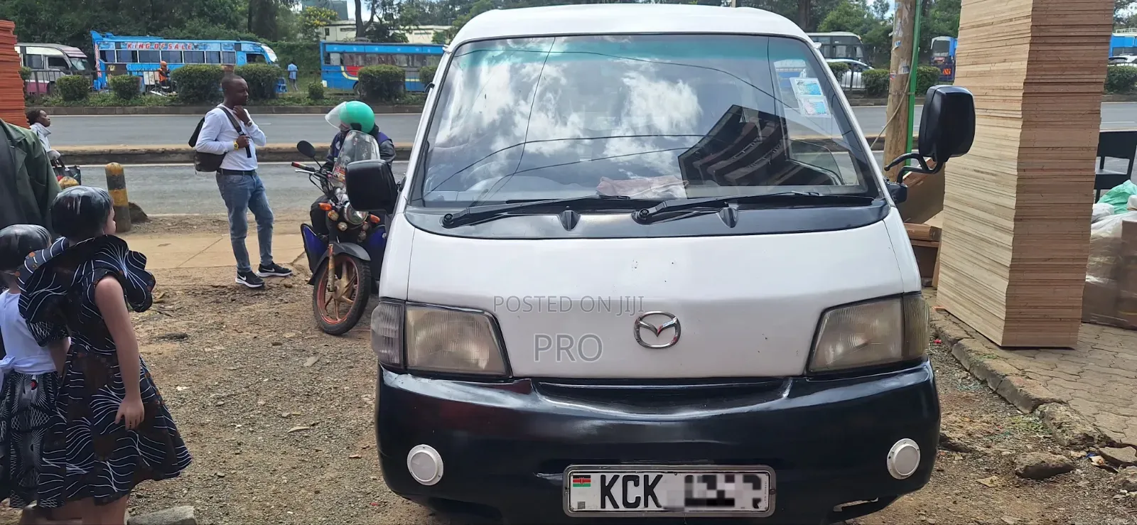 Mazda B 2009 White