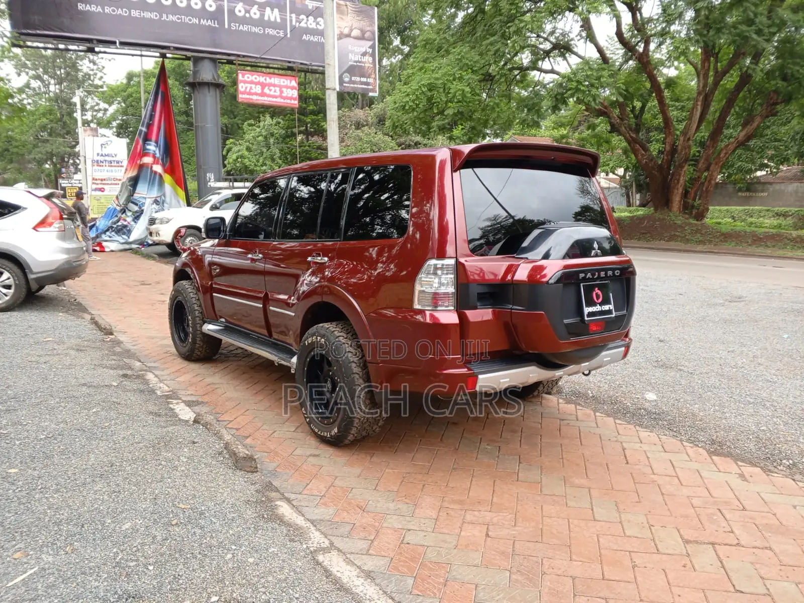 Mitsubishi Pajero 2015 Red