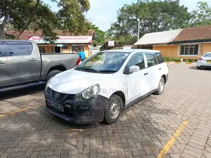 Nissan Advan 2018 White