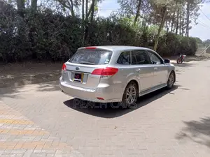 Subaru Legacy 2013 Silver