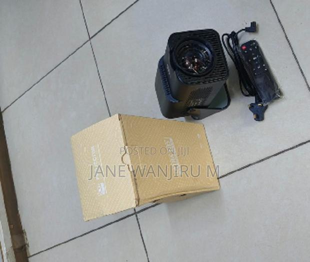 Hy320 Smart Projector 1080p Portable Android Mini Projector - thumbnail 2