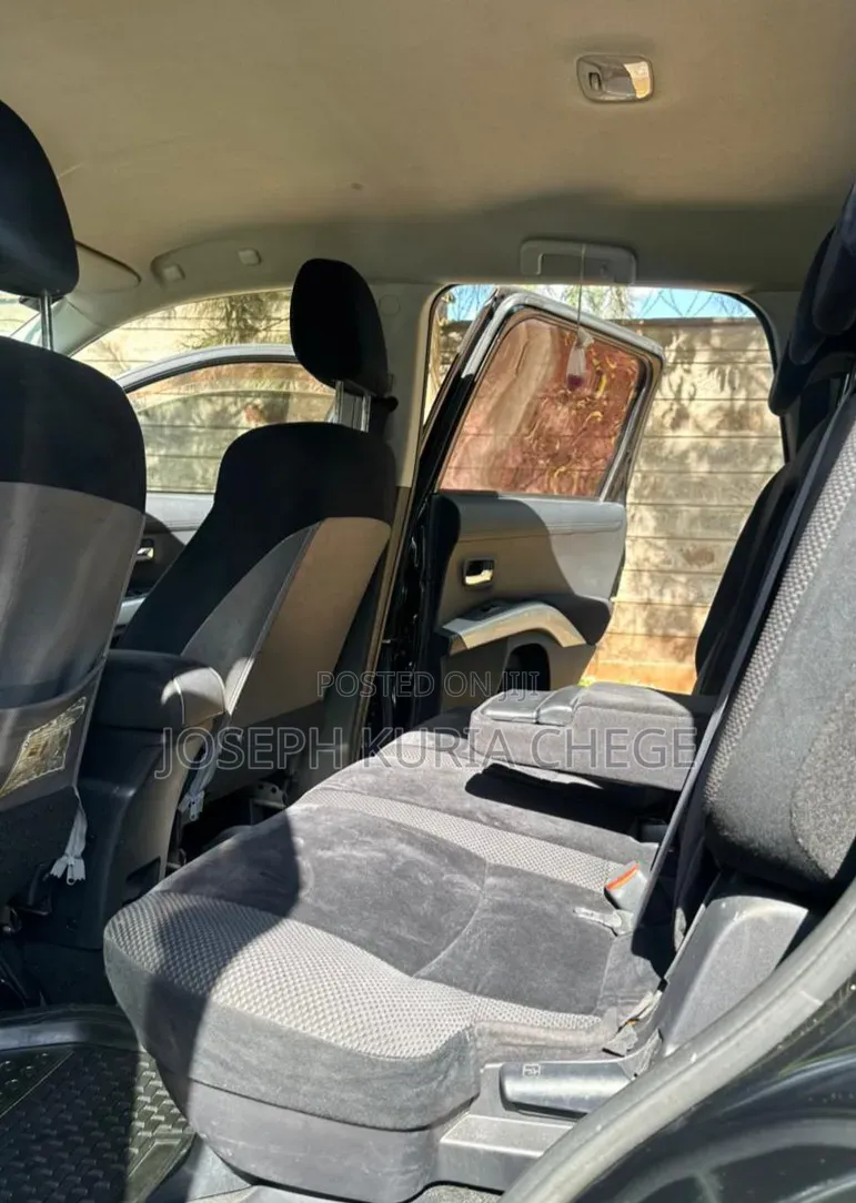 Mitsubishi Outlander 2010 Black
