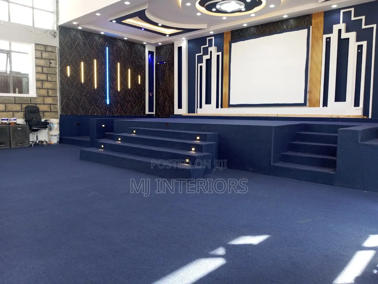 Executive Blue Delta Wall to Wall Carpet for Offices