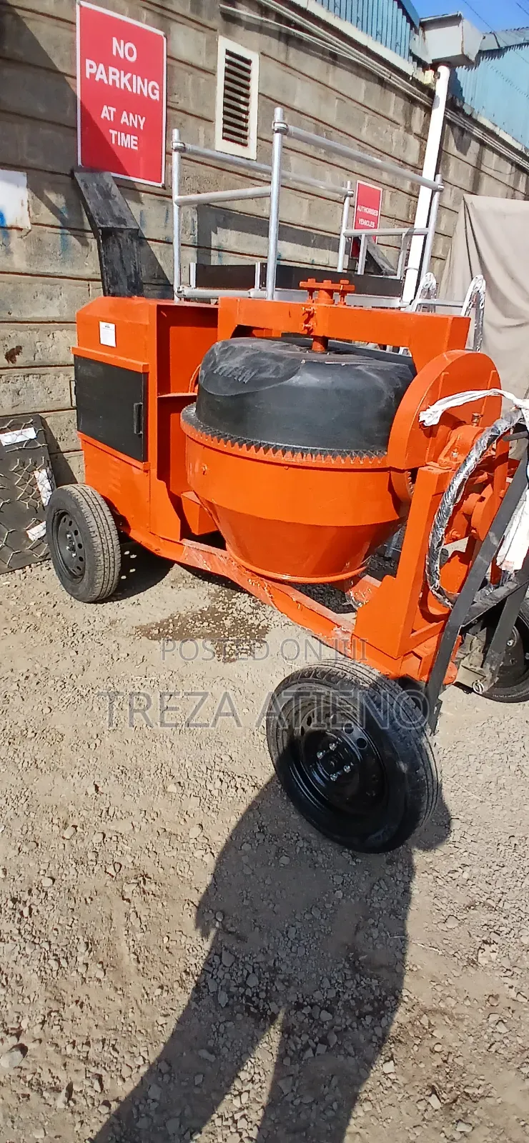 Portable Concrete Mixing Machine