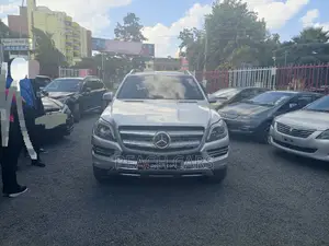 Mercedes-Benz GLE-Class 2016 Silver