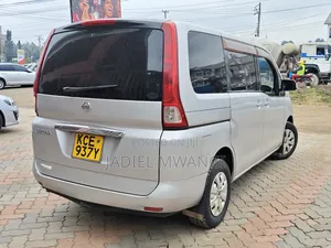 Nissan Serena 2008 Silver