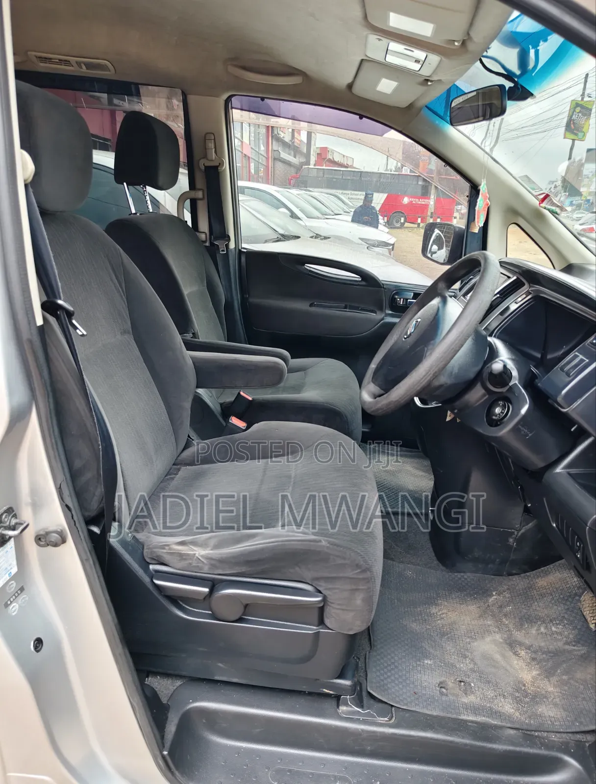 Nissan Serena 2008 Silver