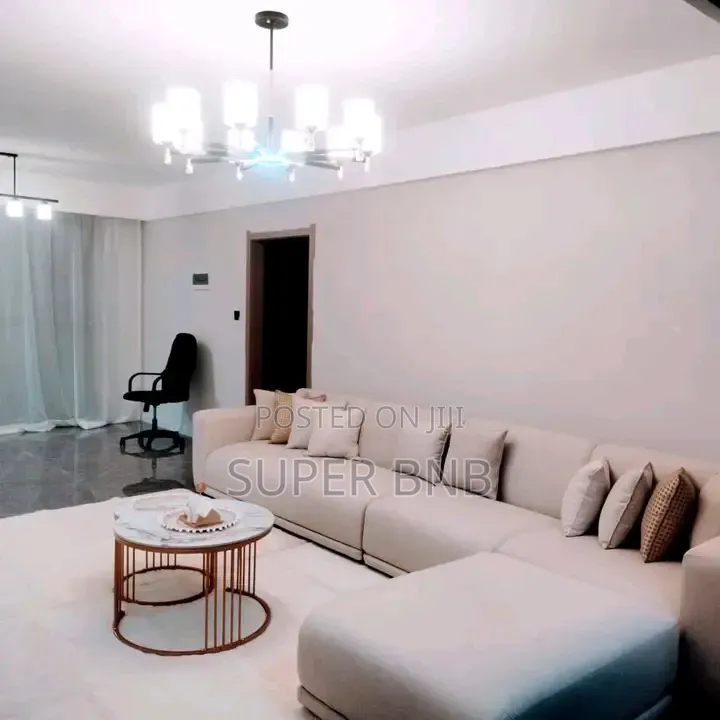 2 and 3 Bedroom Airbnb in Donholm Greenspan