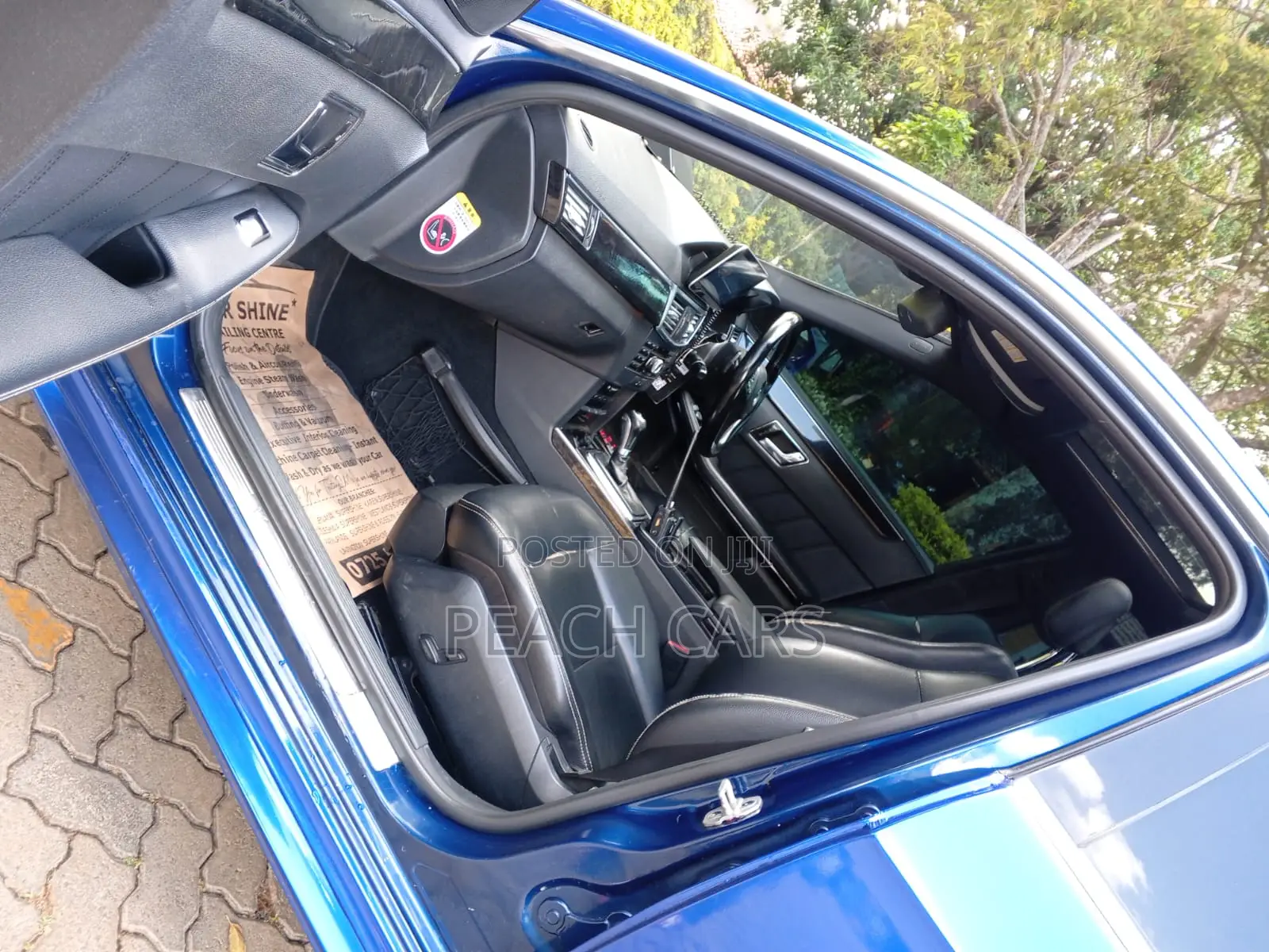 Mercedes-Benz E250 2010 Blue
