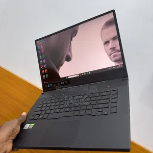 Laptop Asus ROG Zephyrus M15 GU502LU 16GB Intel Core i7 SSD 512GB