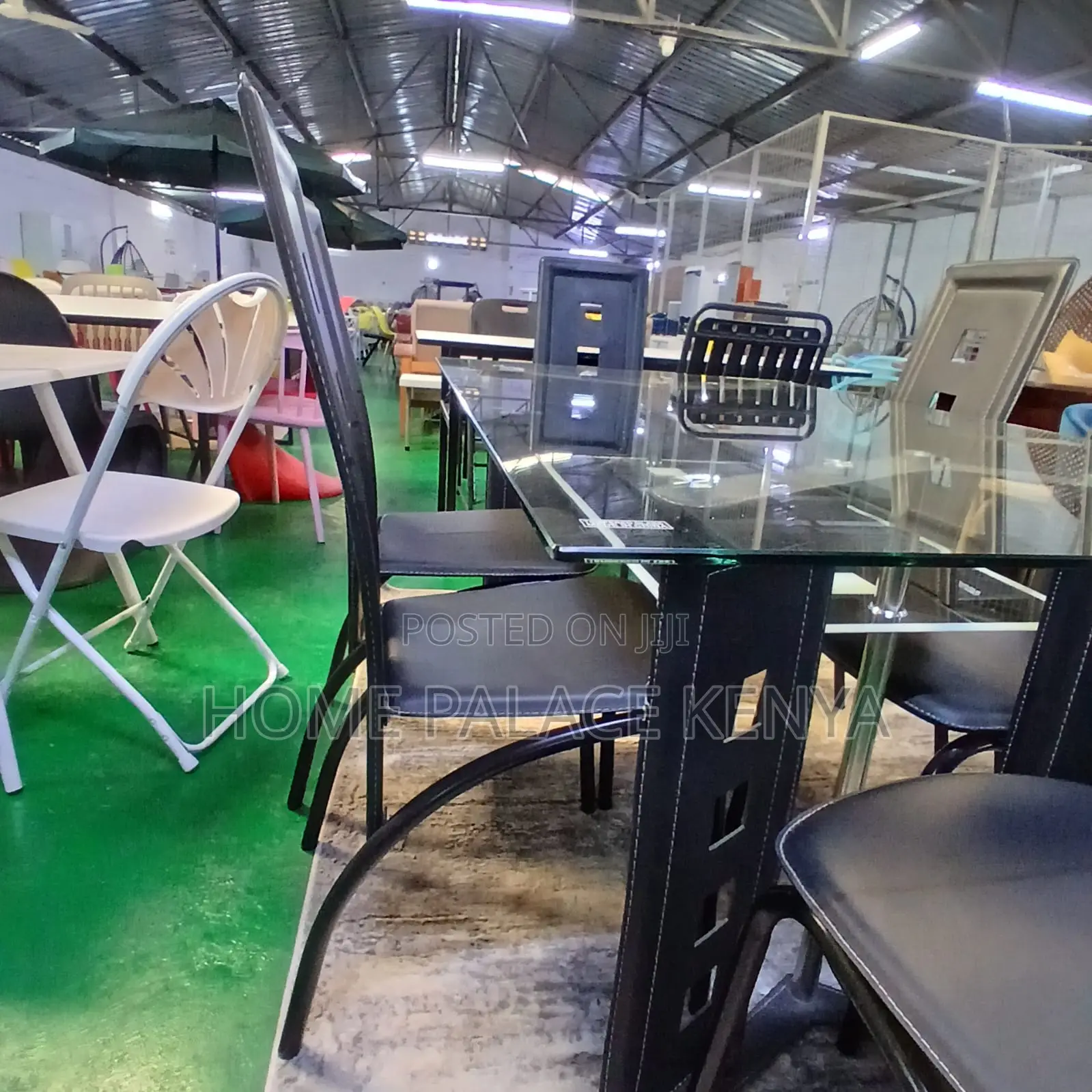 Dining Set: 6 Seater Ventilated Leather Backrest Dining Set