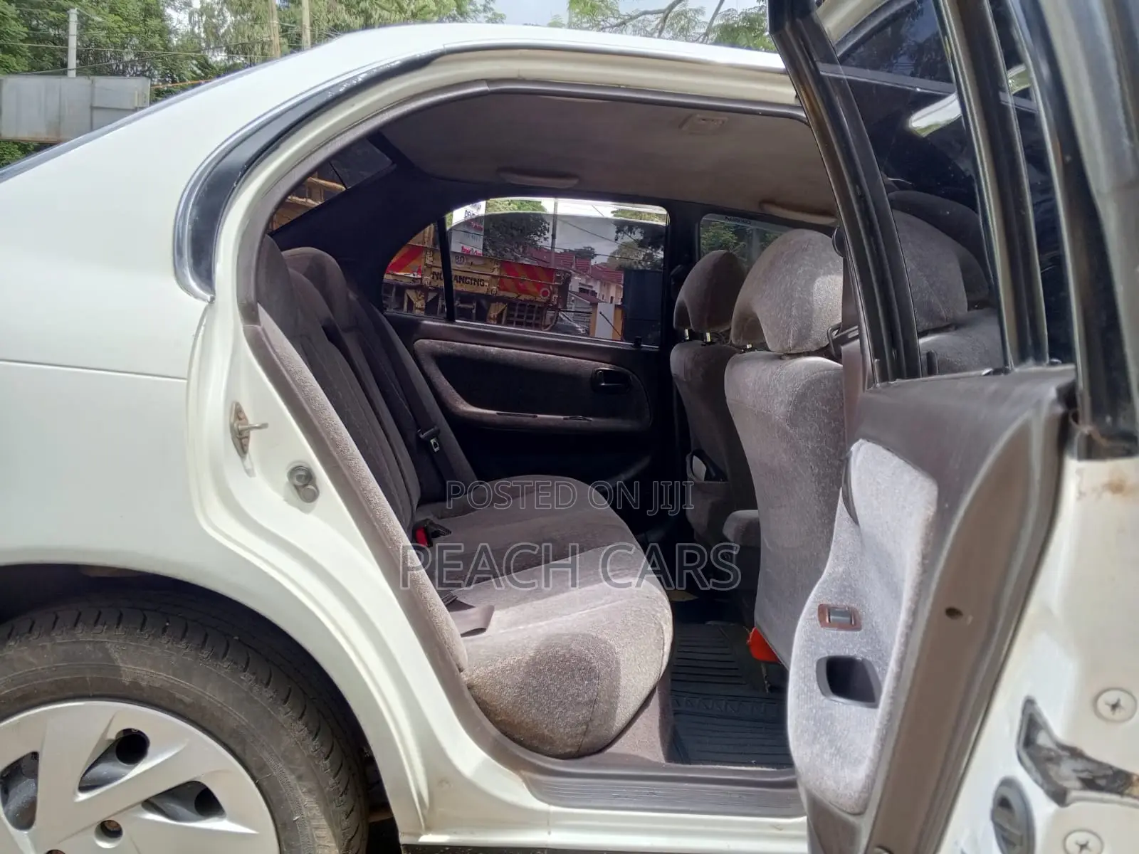 Toyota Corolla 1994 White