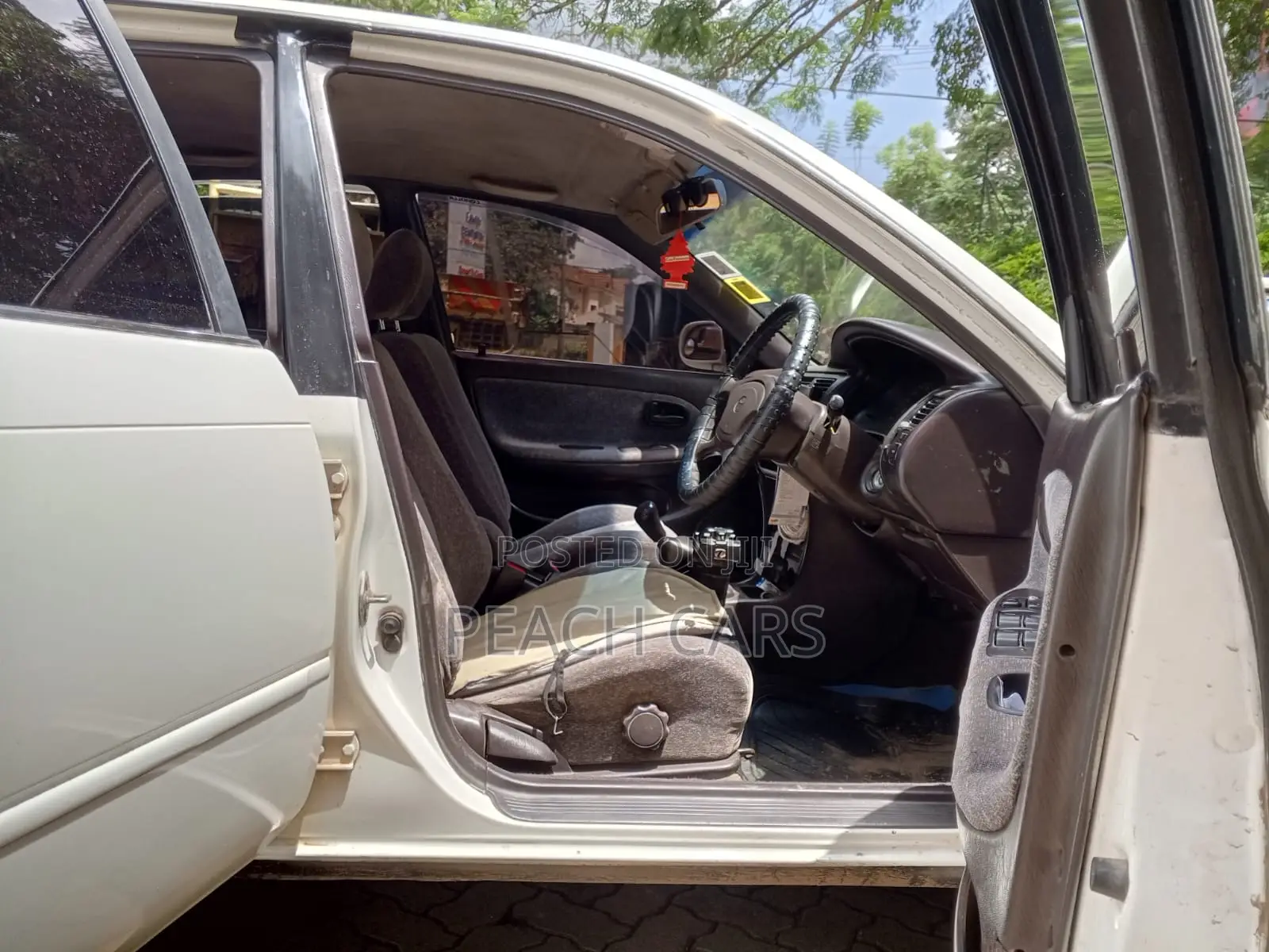Toyota Corolla 1994 White