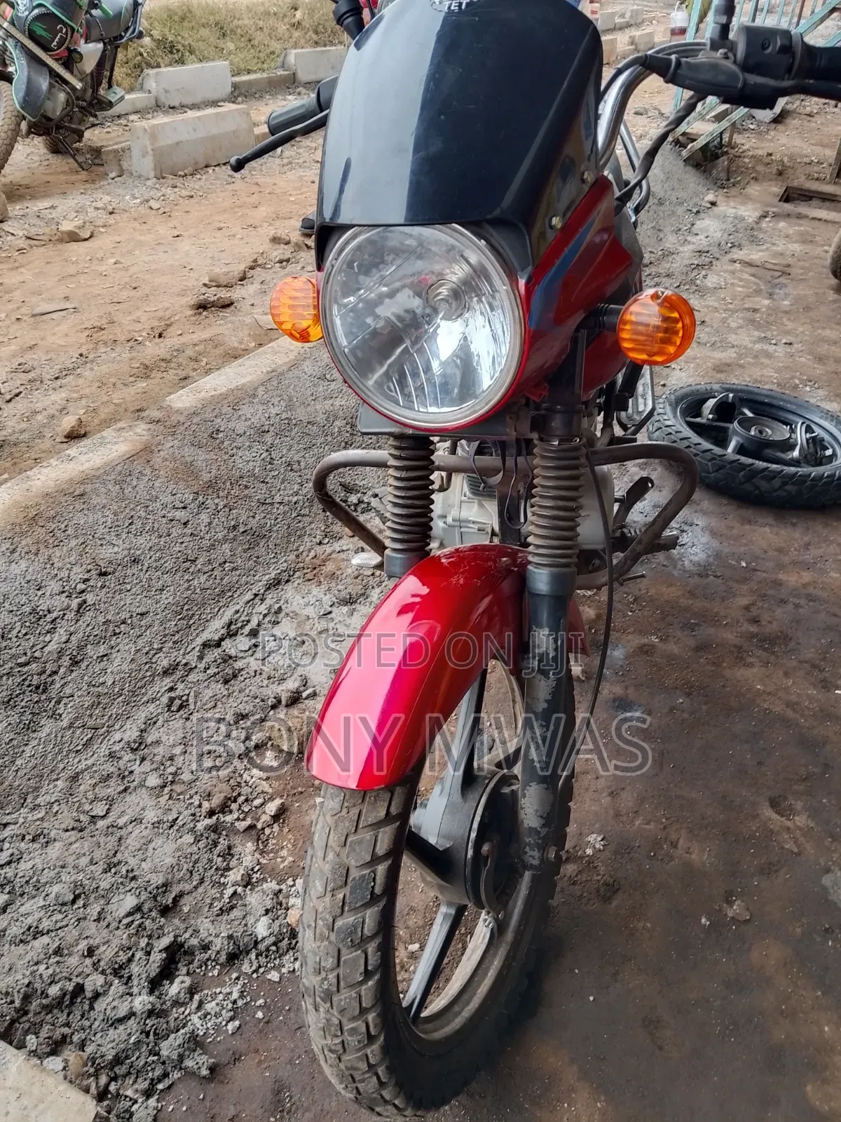 Bajaj Boxer 150 UG 2022 Red
