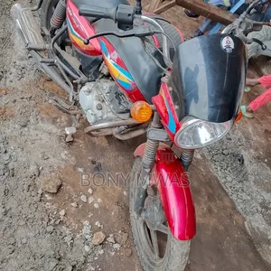 Bajaj Boxer 150 UG 2022 Red