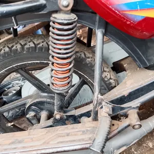 Bajaj Boxer 150 UG 2022 Red
