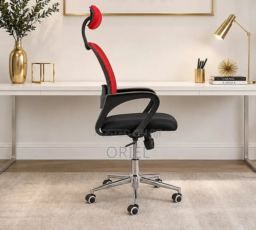 Office Chair : High-Back Mesh Office Chair