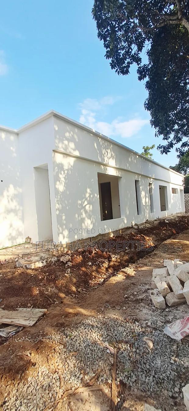 3bdrm Bungalow in Diani for sale - thumbnail 4