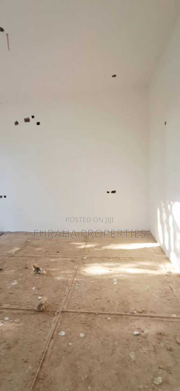 3bdrm Bungalow in Diani for sale - thumbnail 9