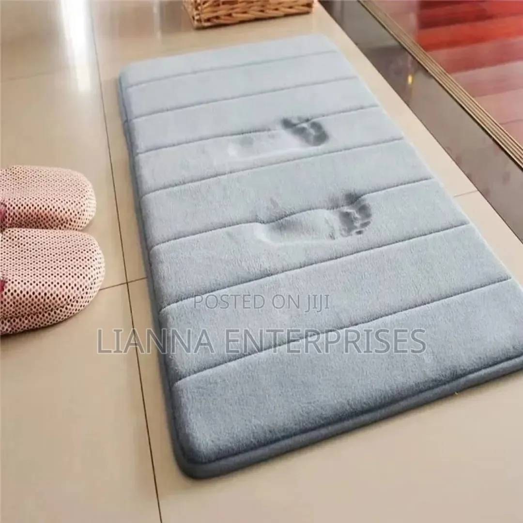 Super Absorbent Memory Foam Bath Mat
