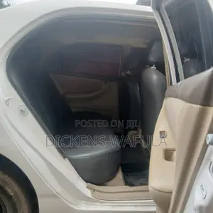 Toyota Corolla 2009 White