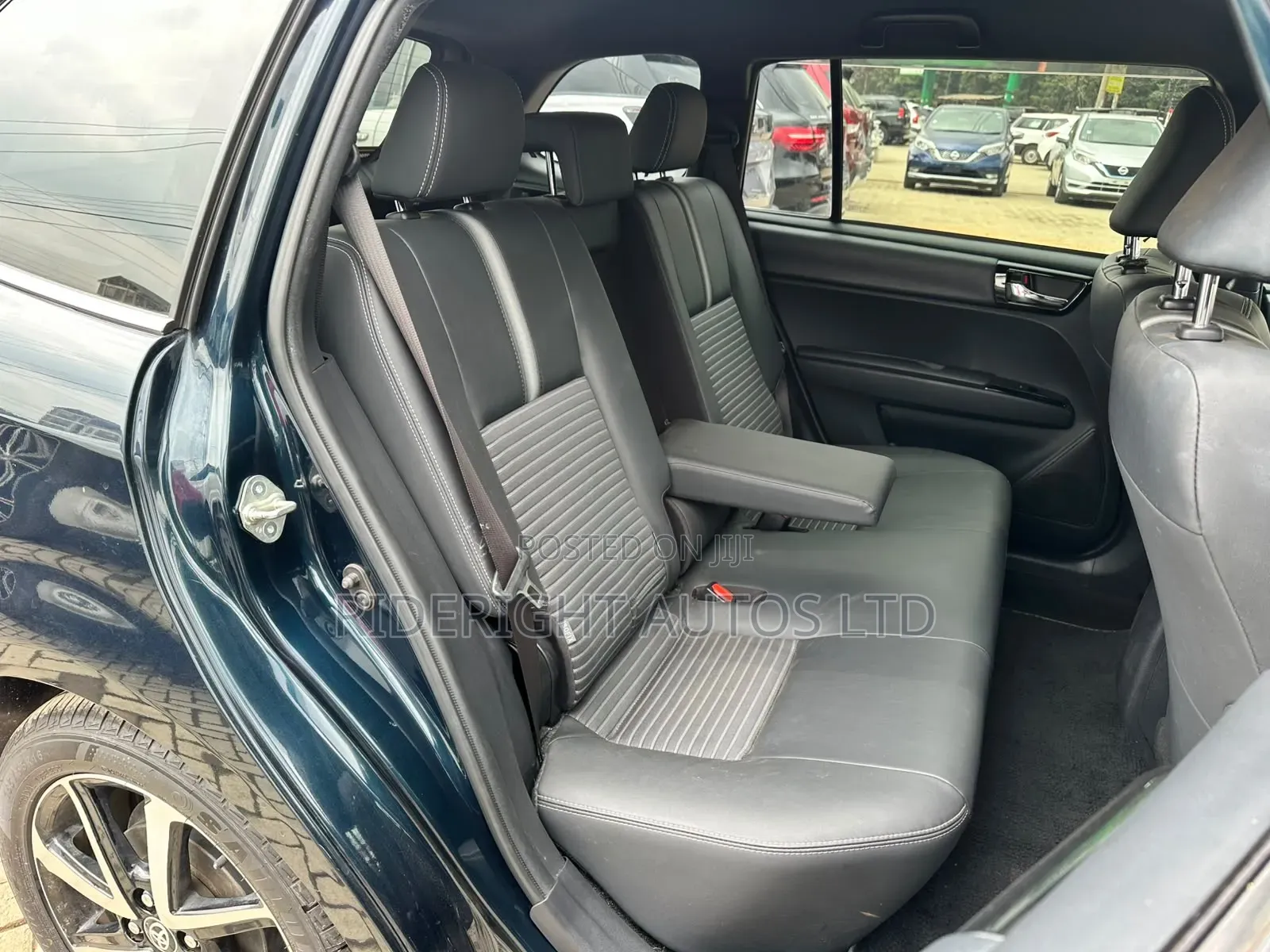Toyota Corolla Fielder 2018 Black
