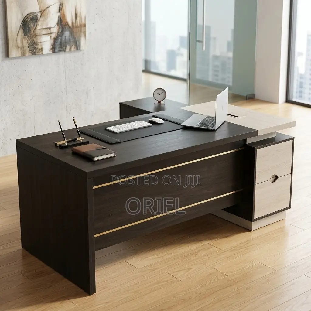Office Desk : Modern Executive Office Desk- 1.8m