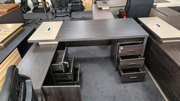 Office Desk : Modern Executive Office Desk- 1.8m - thumbnail 11