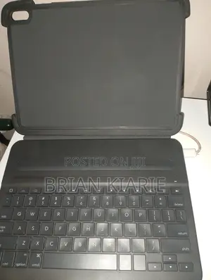 Logitech Slim Folio Pro Keyboard Case-Ipad Pro 12.9" (3rd Gen).
