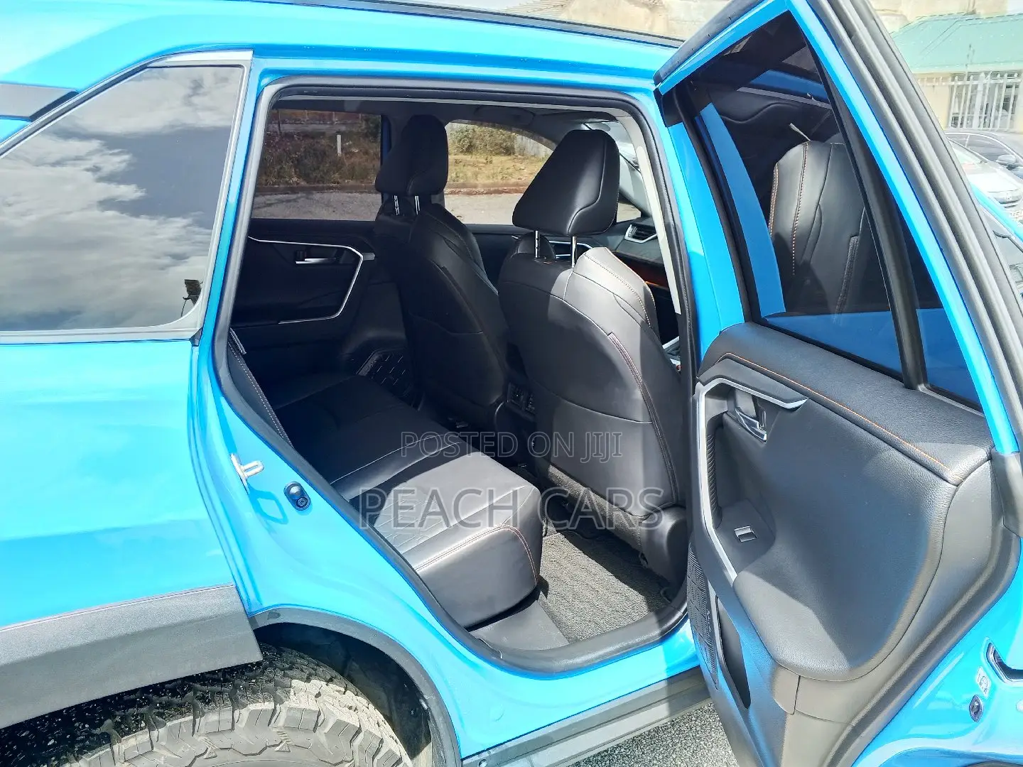 Toyota RAV4 2019 Blue
