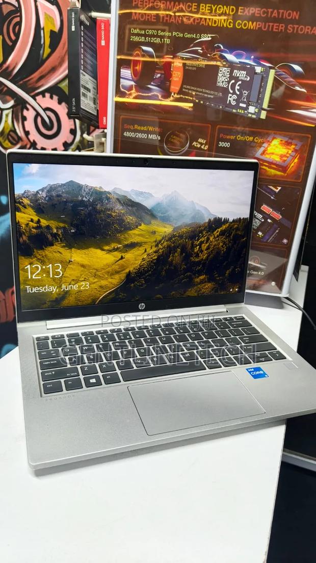 Laptop HP EliteBook 830 G8 16GB Intel Core i5 SSD 512GB
