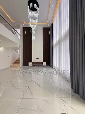 5bdrm House in Kimbo for sale