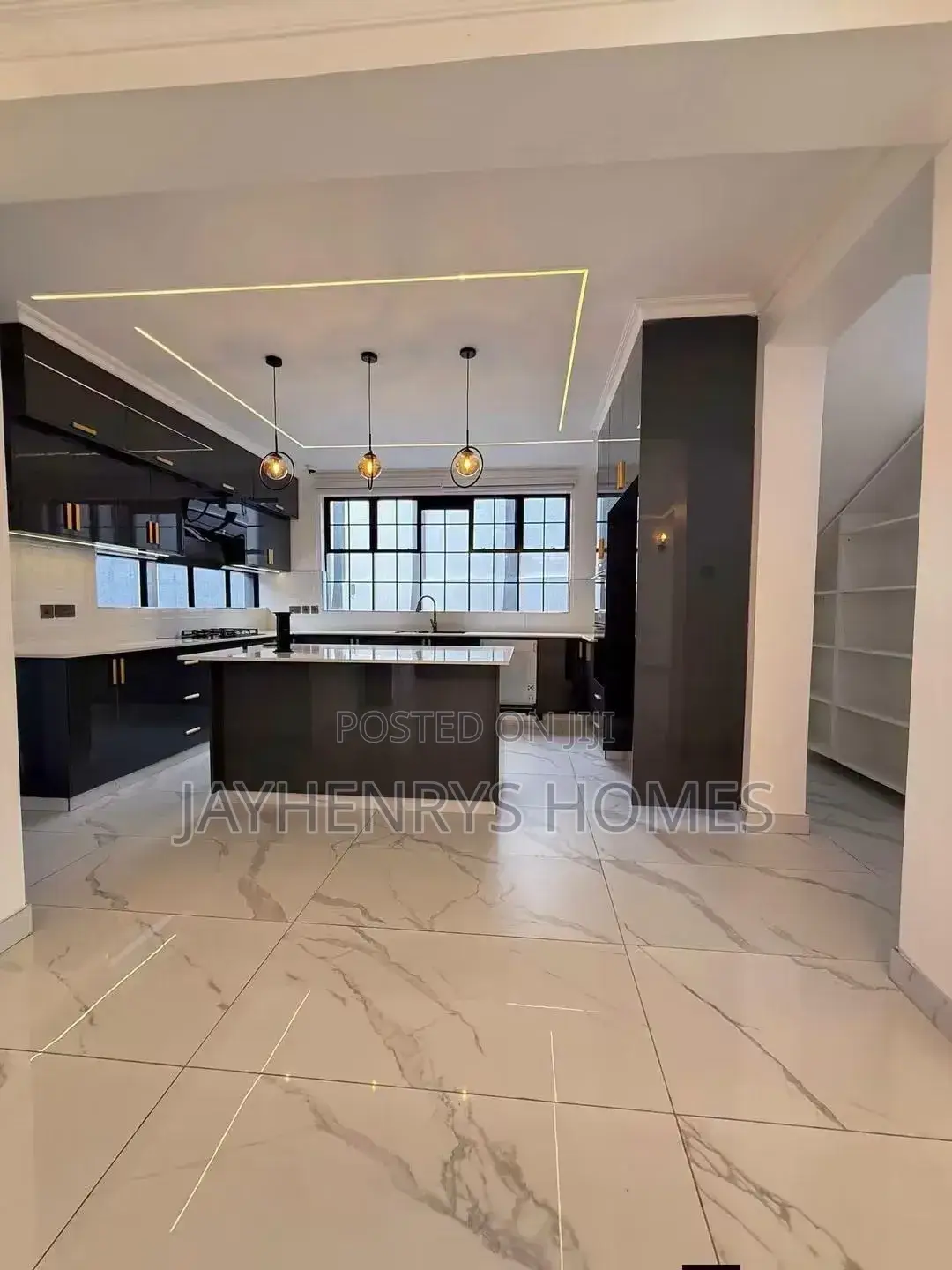 5bdrm House in Kimbo for sale
