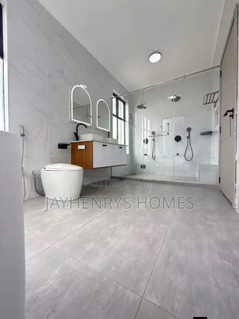 5bdrm House in Kimbo for sale