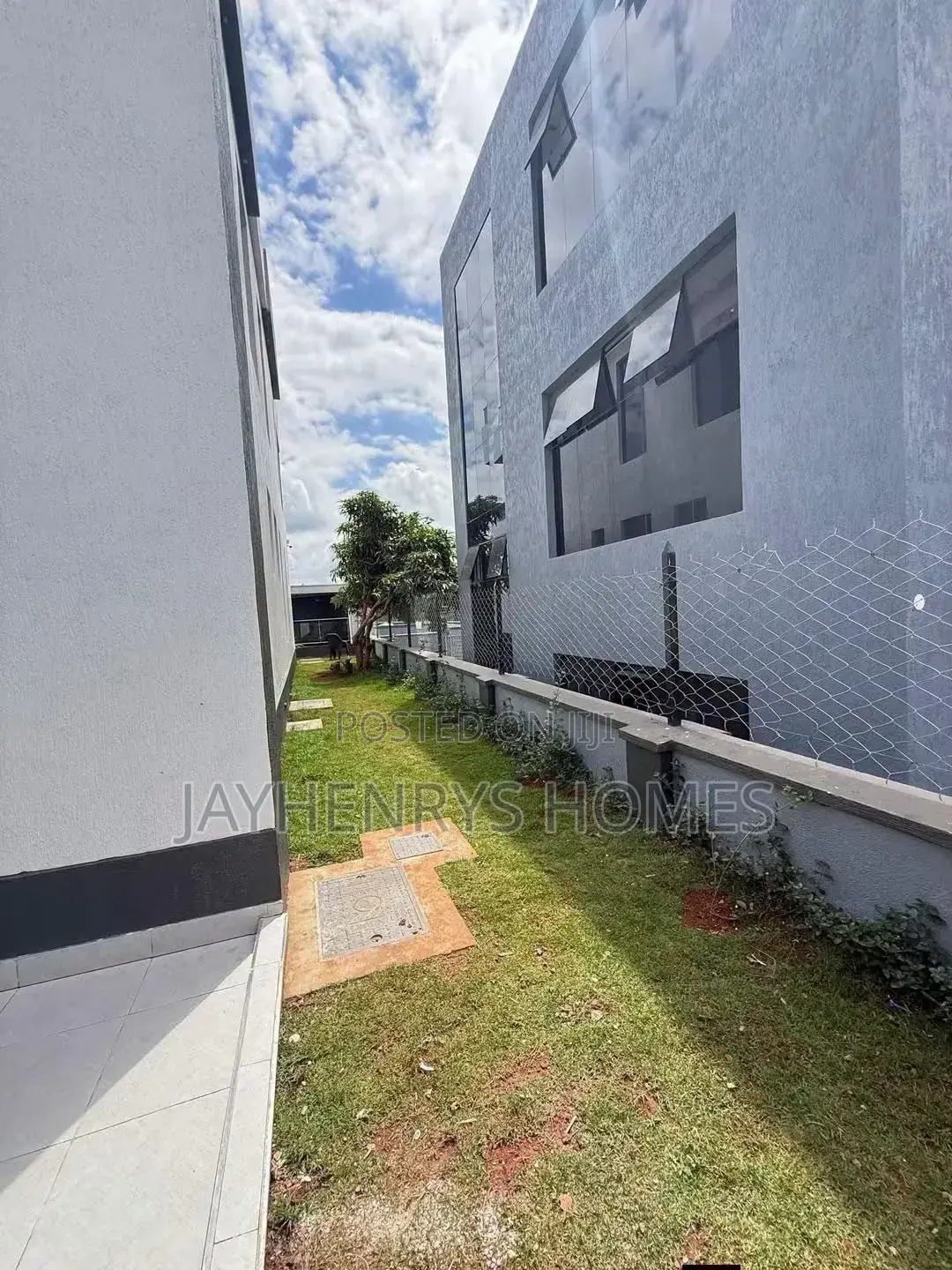 5bdrm House in Kimbo for sale