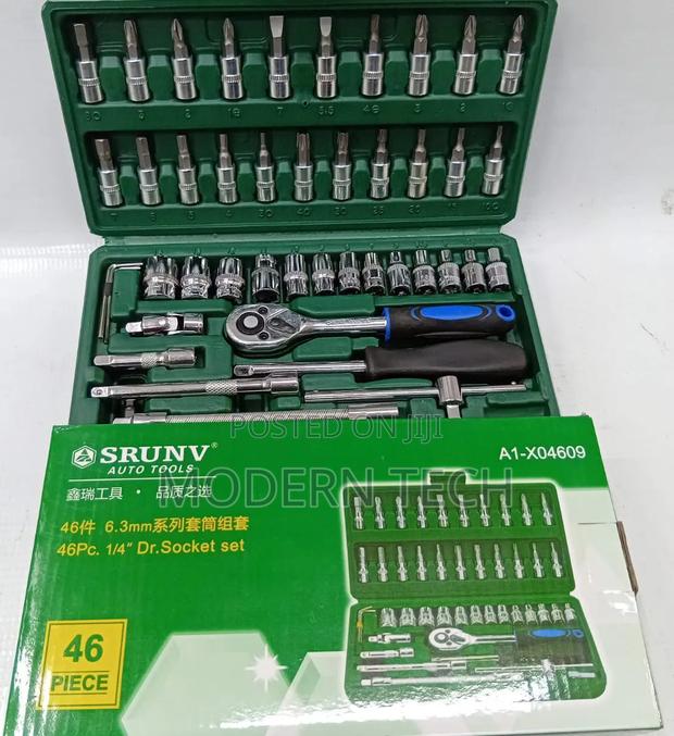 46pcs Professional Socket Wrench Tool Set