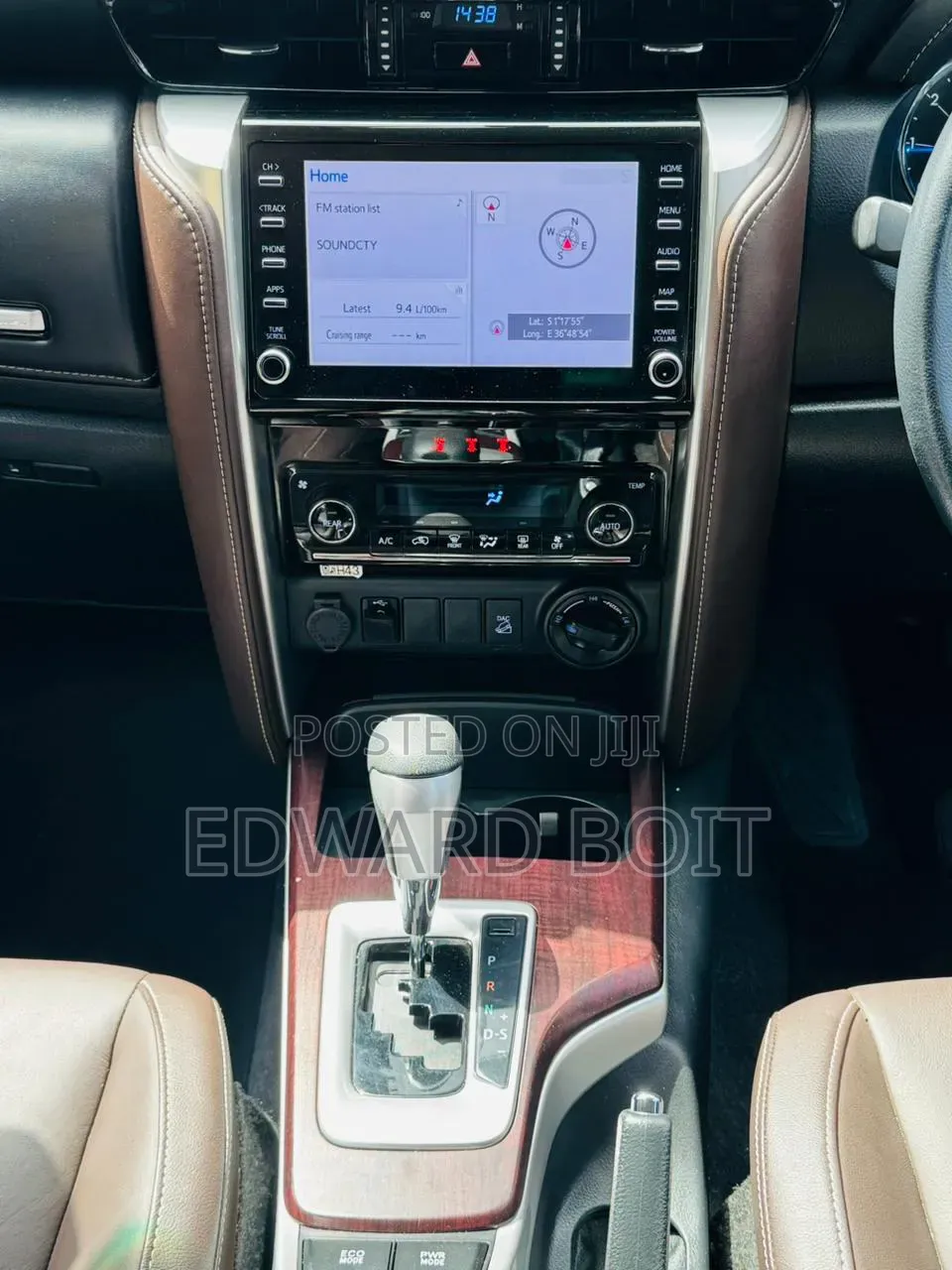 Toyota Fortuner 2019 Maroon