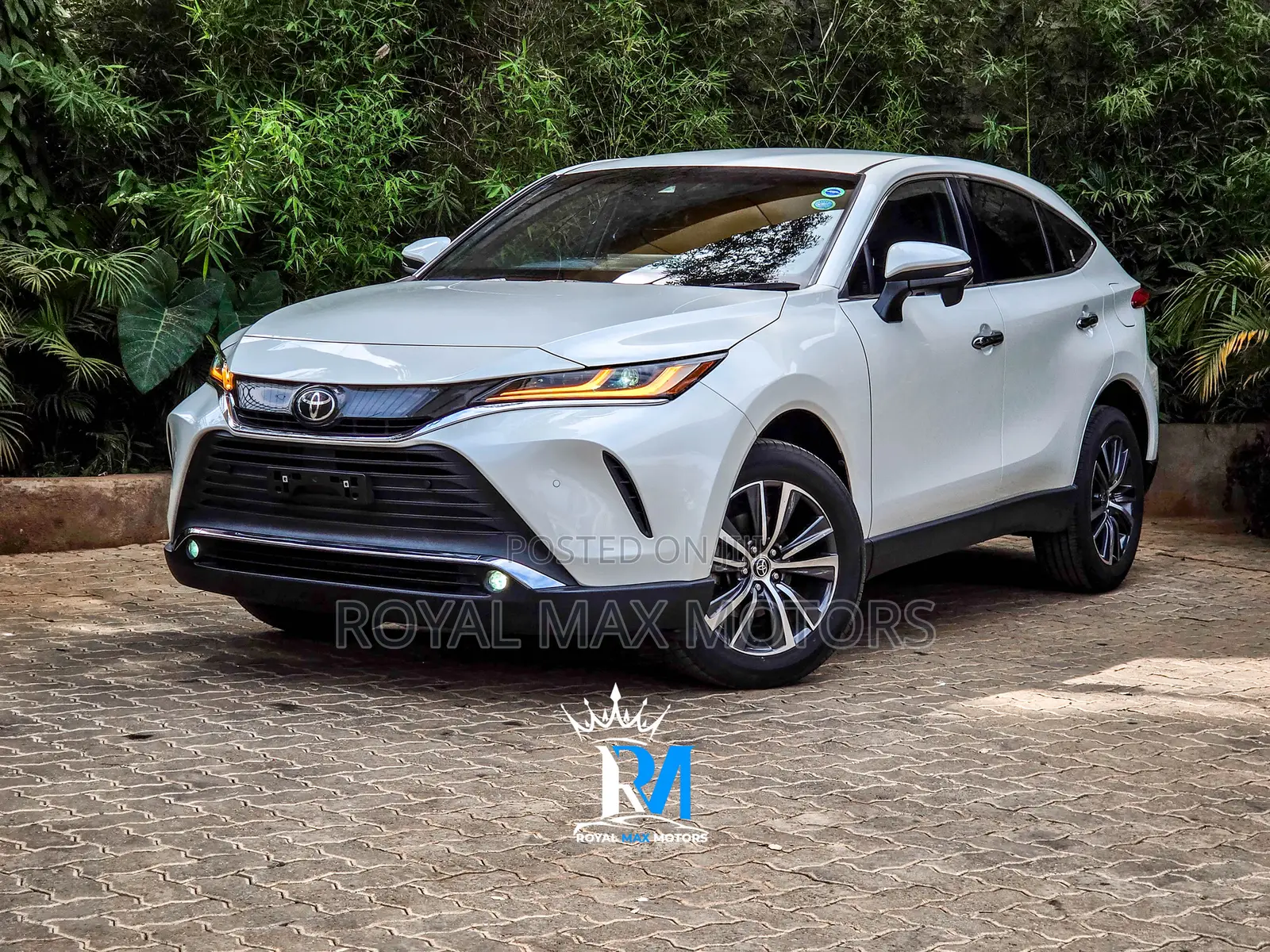 Toyota Harrier 2020 White