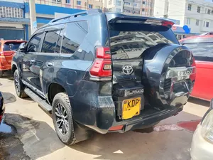 Toyota Land Cruiser Prado 2016 Black