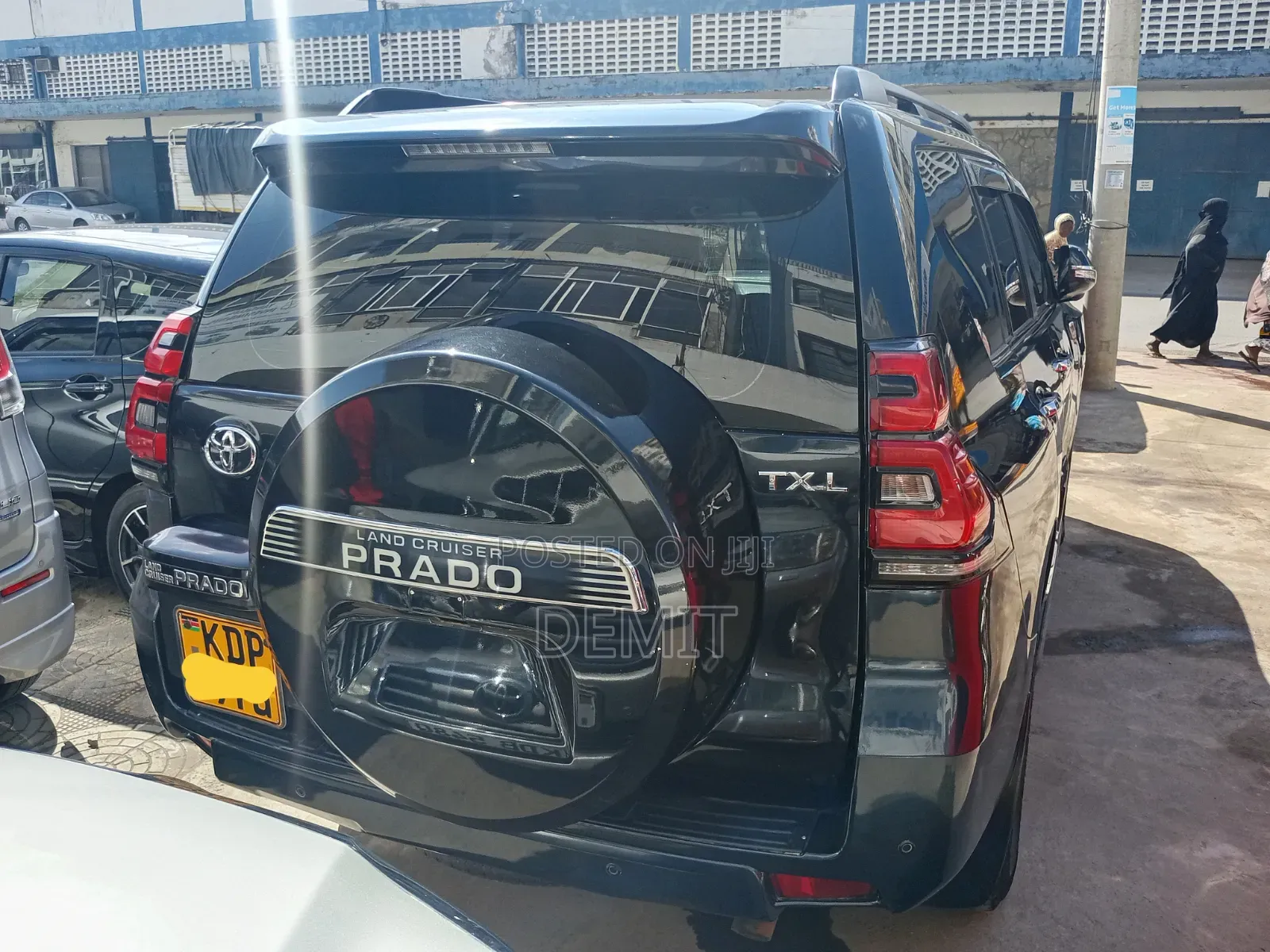 Toyota Land Cruiser Prado 2016 Black