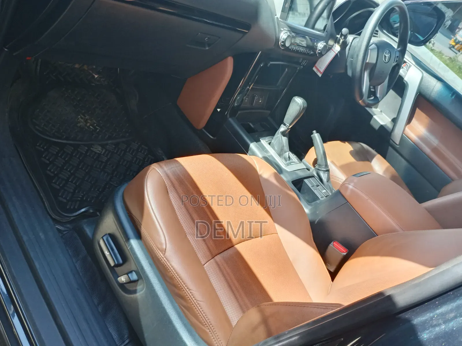 Toyota Land Cruiser Prado 2016 Black