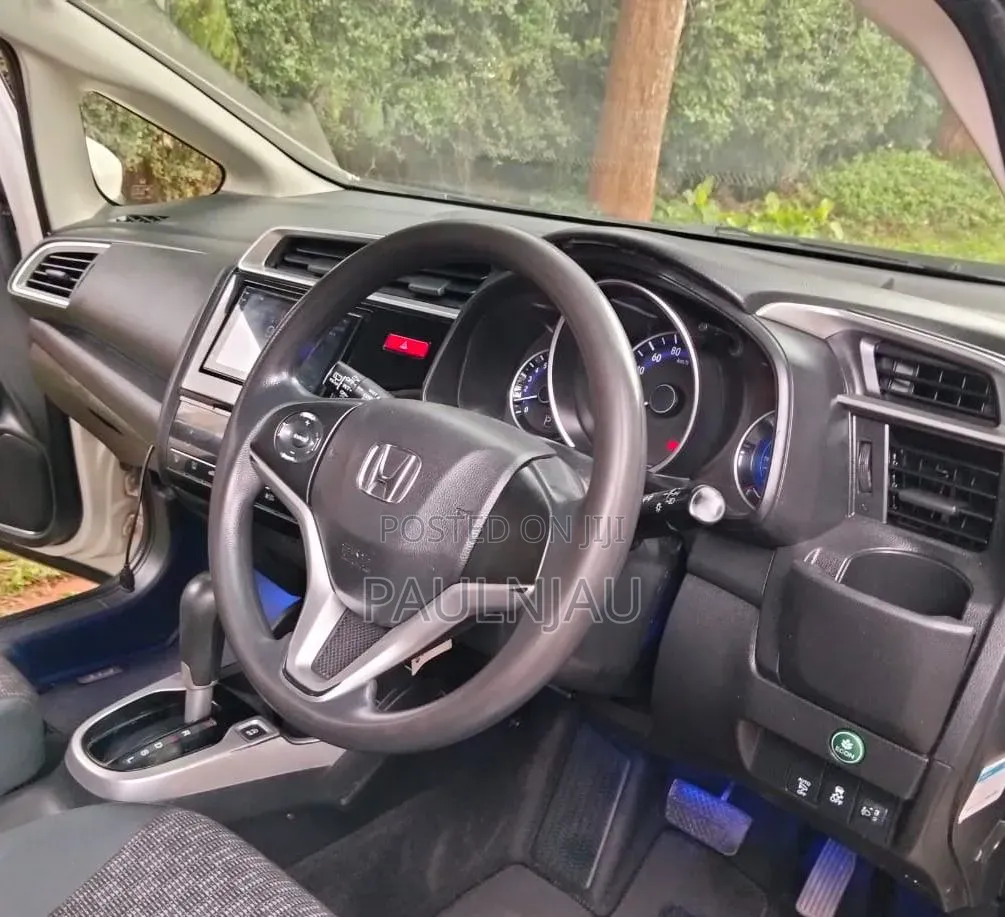 Honda Fit 2017 White