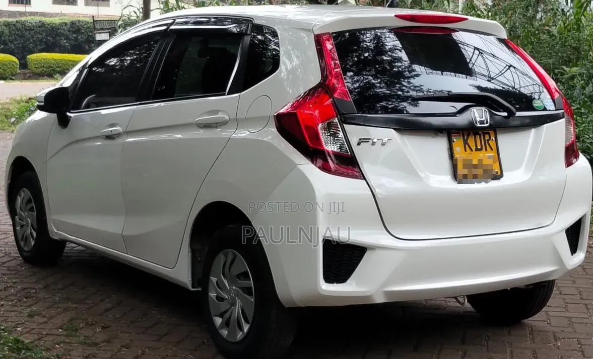 Honda Fit 2017 White