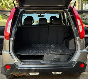 Nissan X-Trail 2012 Gray