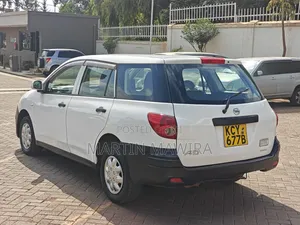 Nissan Advan 2012 White