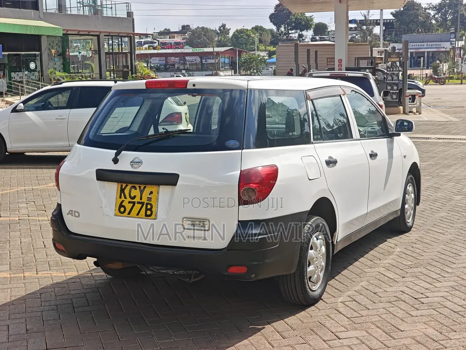 Nissan Advan 2012 White