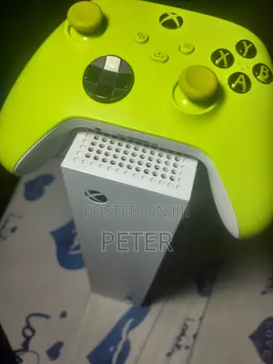 Xbox Series S(Used) in Perfect Working Conditions